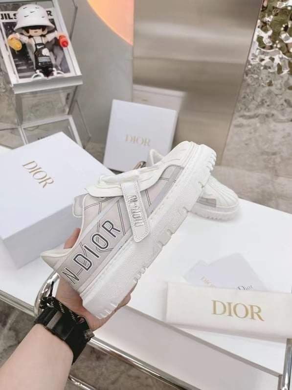 дамски обувки Dior,
налични