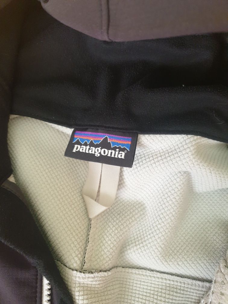 Дамско яке на Патагония