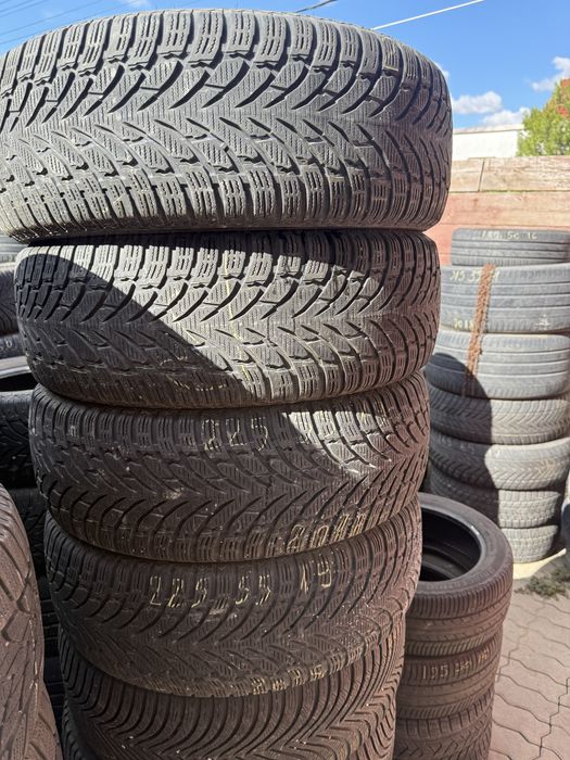 225/55/19”Set 4 buc NOKIAN dot 2018.anv M+S Iarnă.Impecabile.