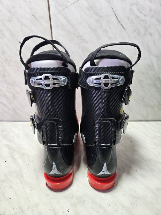 Clapari ski schi   Atomic mondo  24-24,5  corespunde mărimii 38
