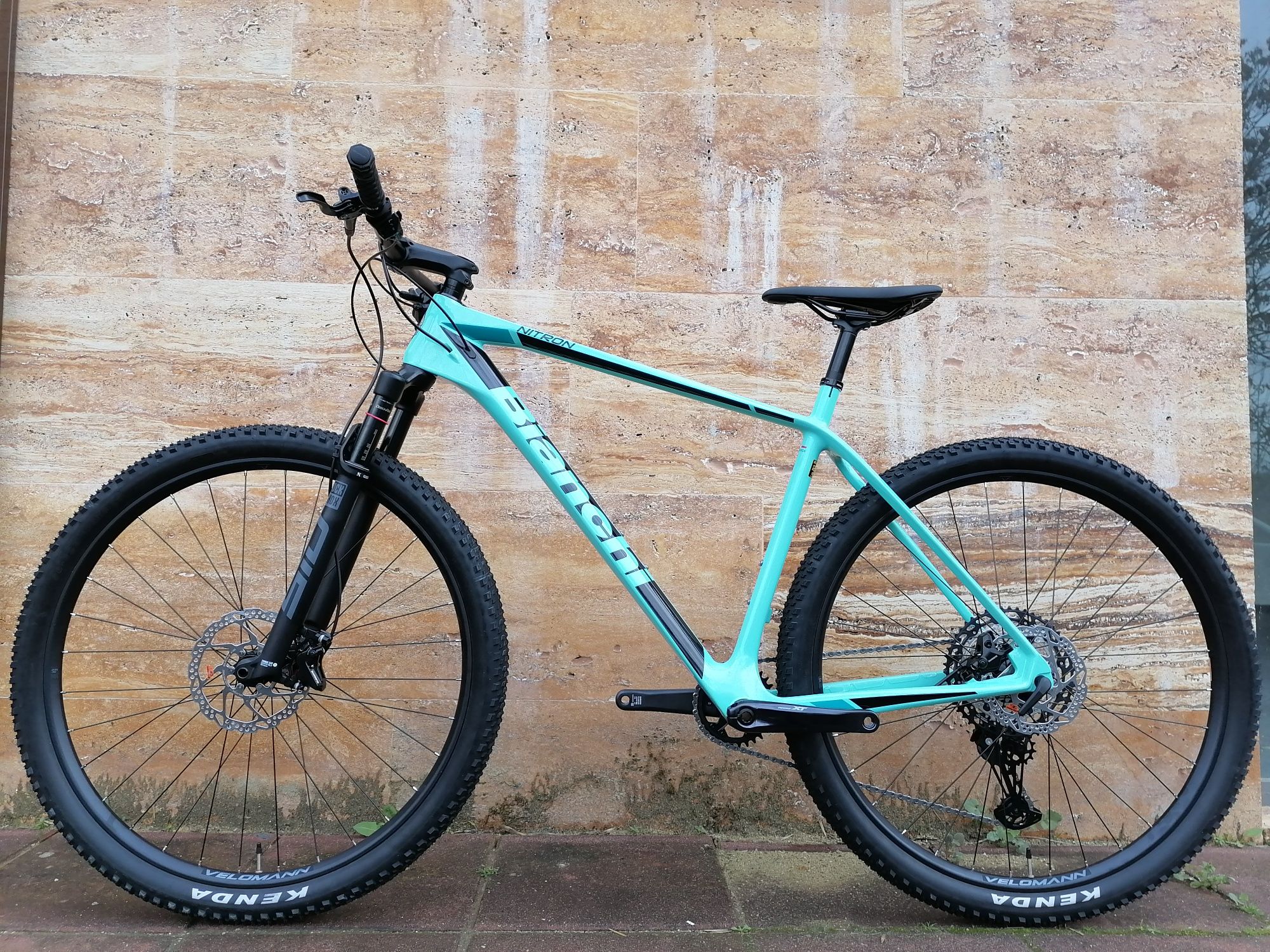 Нов Карбонов Bianchi Nitron*29цола*Рамка-ХЛ*Shimano XT*10.500кг*Италия