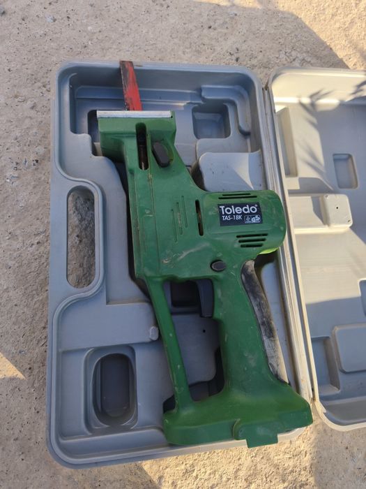 Сабельная пила без батарейки