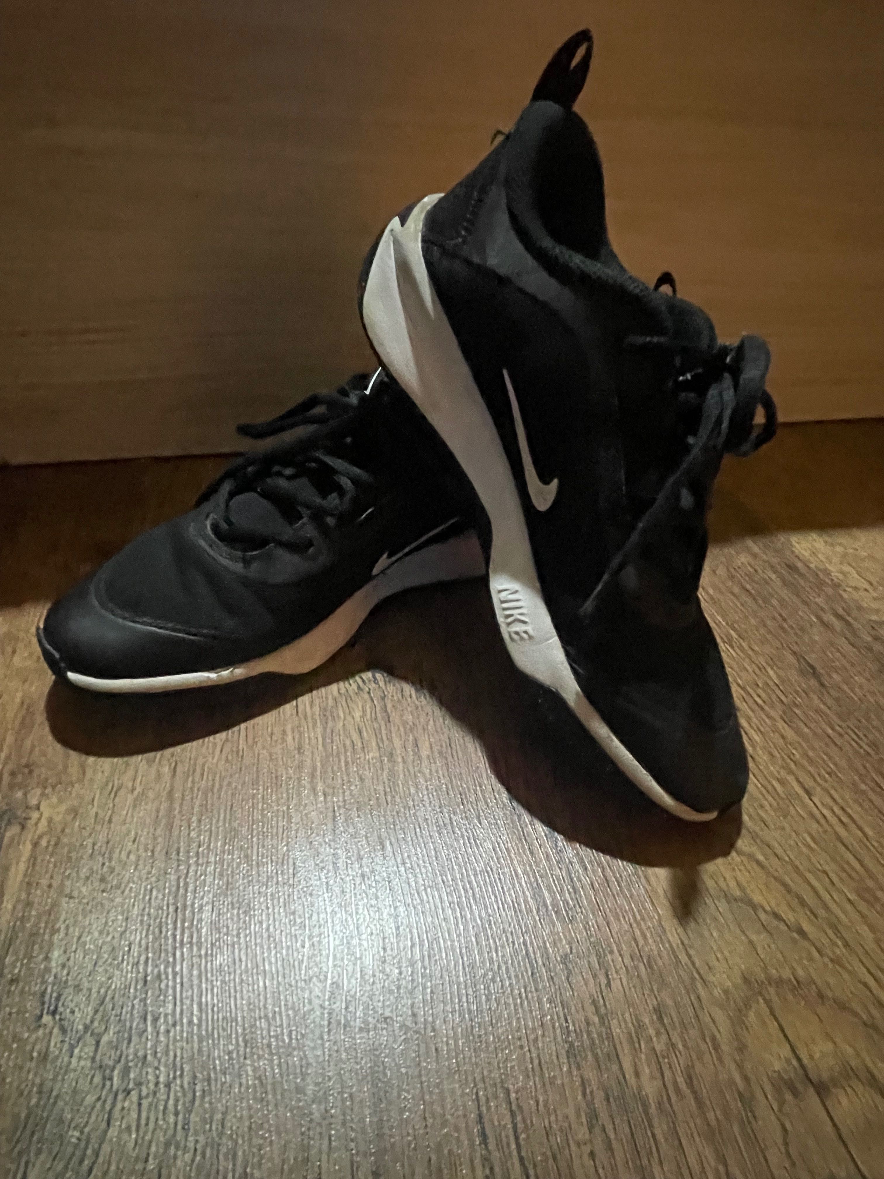 Nike -оригинални маратонки