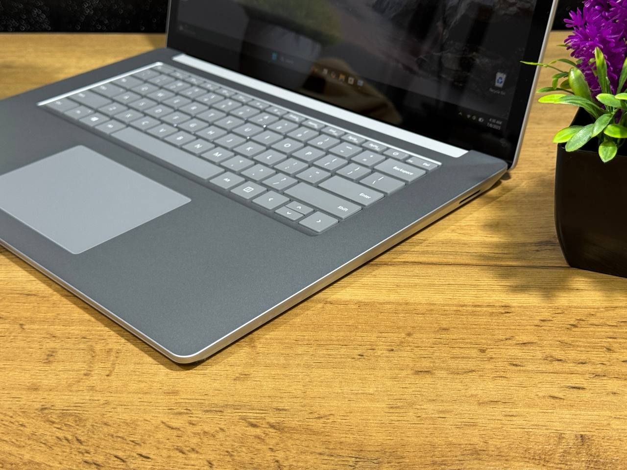 Microsoft surface laptop 4