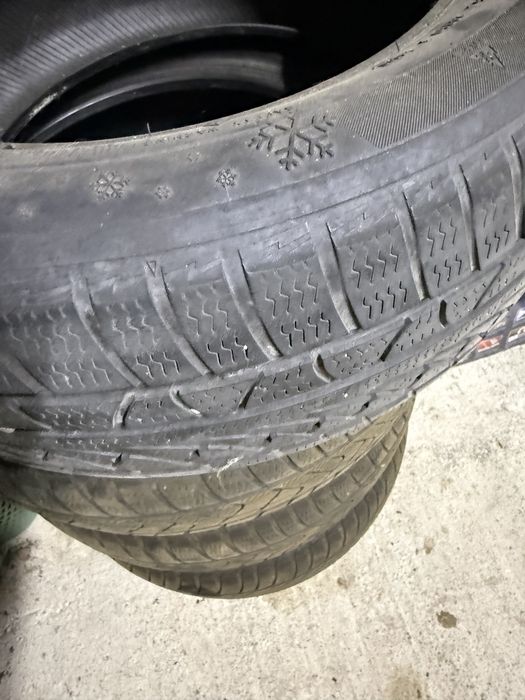 Anvelope 225 55 17