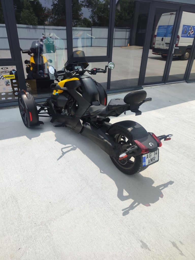 Cam am Ryker 900 cm.  6500 km