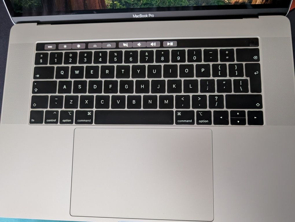 MacBook Pro 15'' (2019) i9