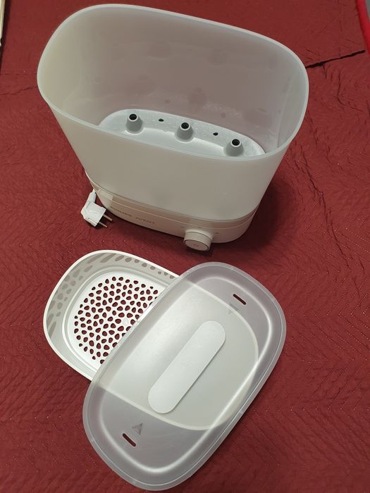 Sterilizator electric si uscator Premium Philips SCF293