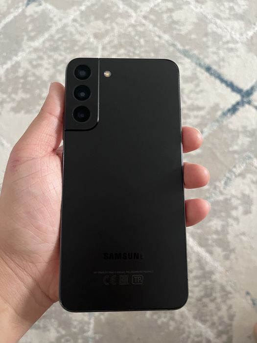 Продается Самсунг S 22 plus