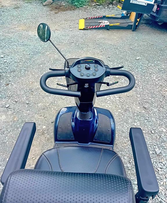 Scuter Carut electric INVANCARE ORION dizabilități handicap