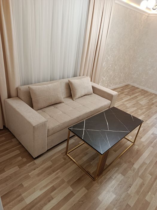 Диван раскладной + стол