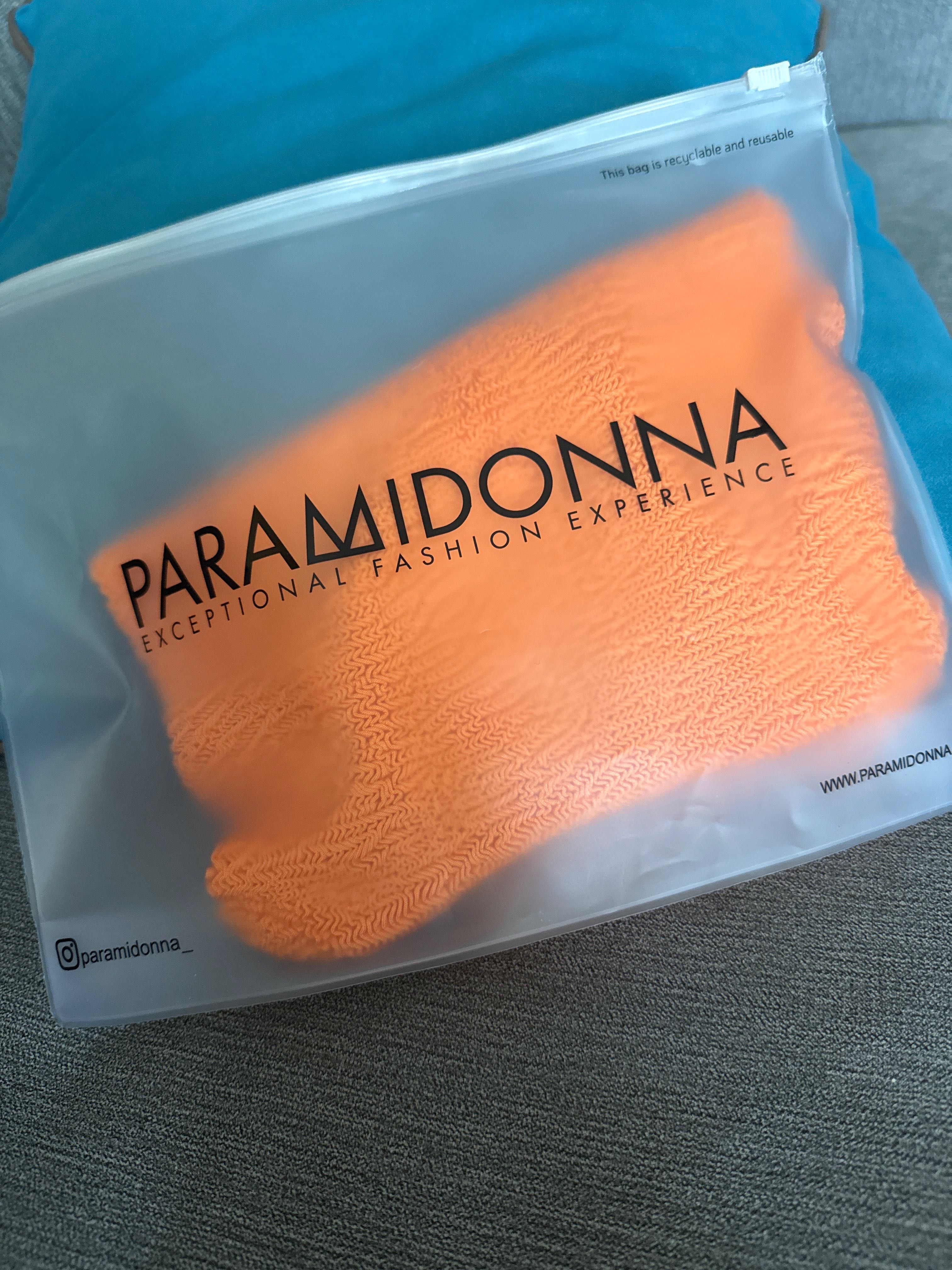 Paramidonna - чисто нов цял бански