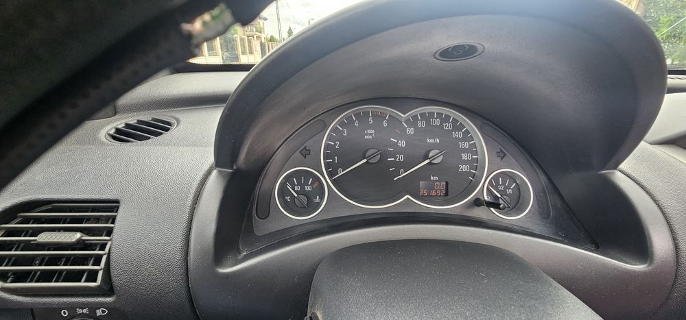 Vand Opel Tigra decapotabil