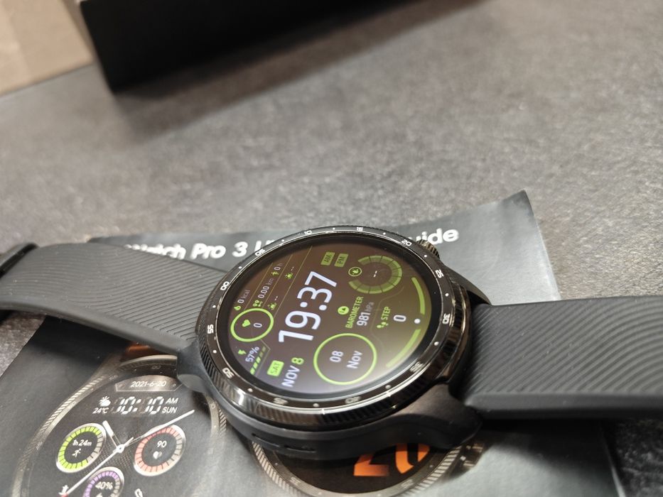 TicWatch Pro 3 Ultra GPS - Отлично Състояние, Дълъг Живот на Батерията