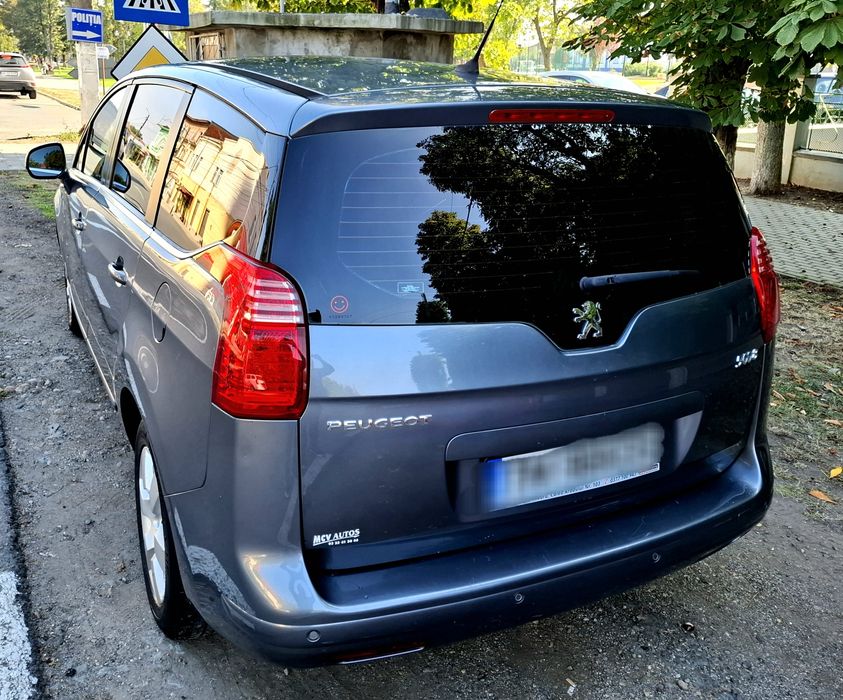 Proprietar vând Peugeot 5008 1.6 HDI, 115cp,fabr.2012,euro 5, 7 locuri