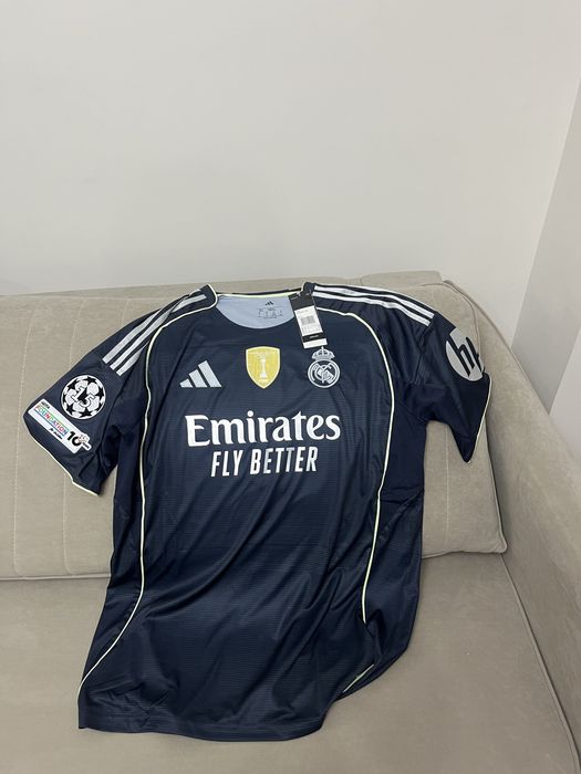 Форма реала 25/26 Trent