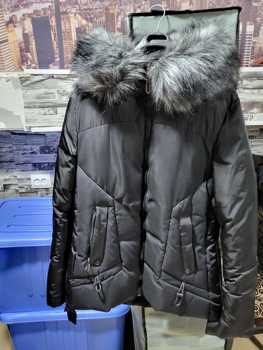 Женский куртка Б/У