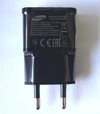 Зарядно 220V / 2.1A за таблет и за телефон 2 -USB изхода 000028 черно