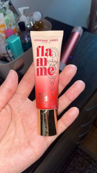 Новый тональник от Vivienne Sabo