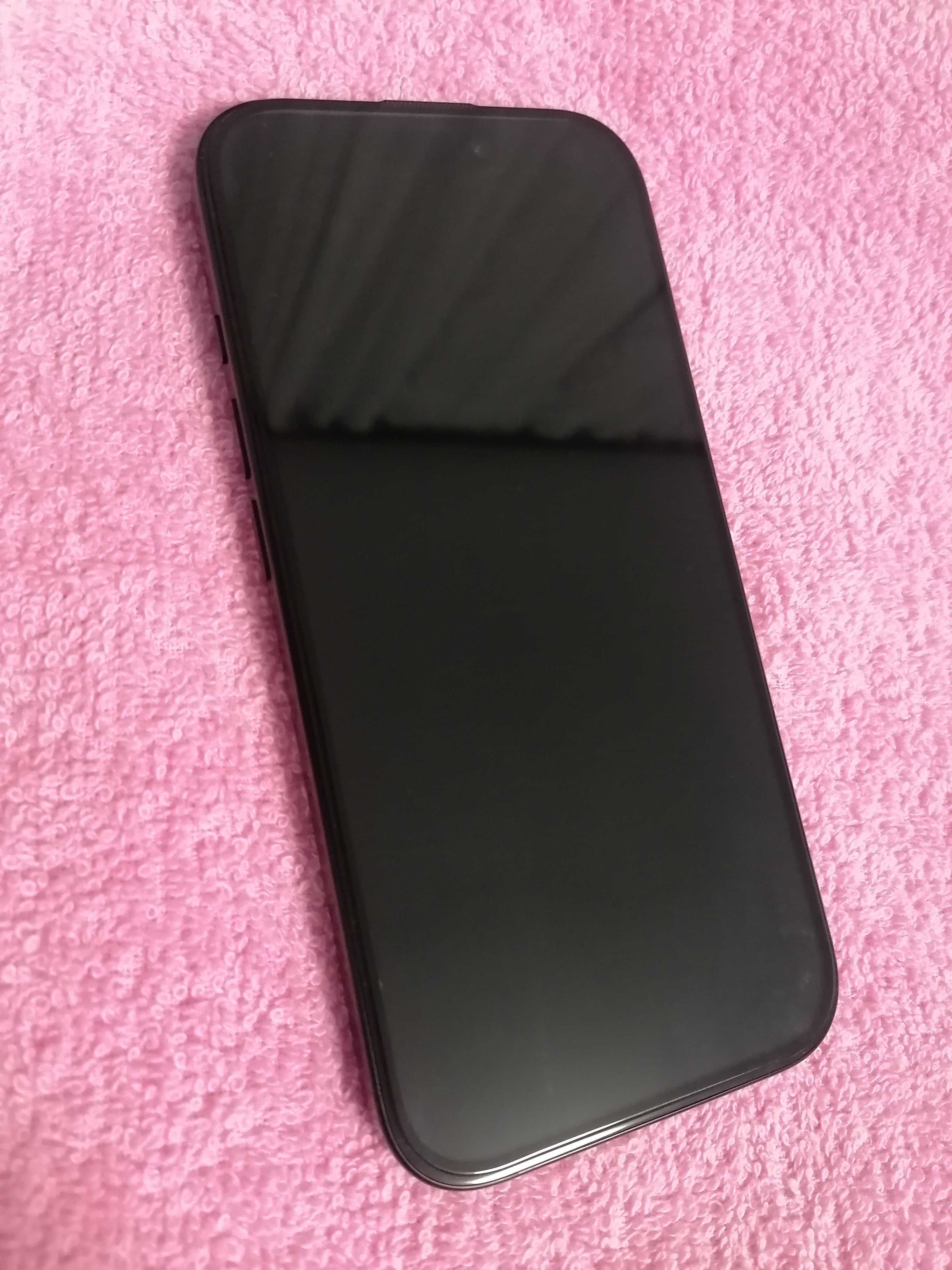 Apple iPhone 16 Pro 256 Gb Black Titanium - нов, но отворен