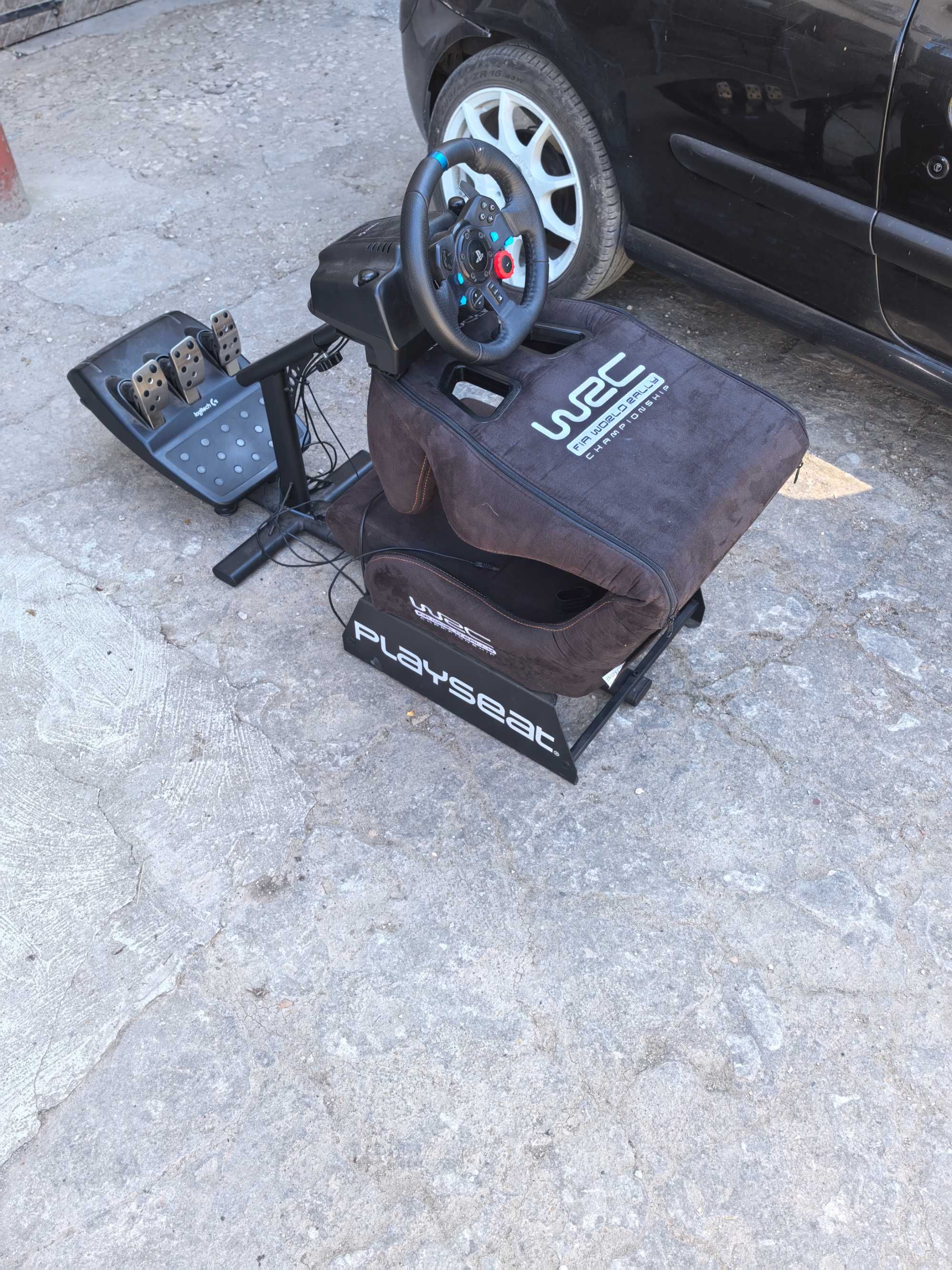 PlaySeat WRC Limited Edition + Logitech g29