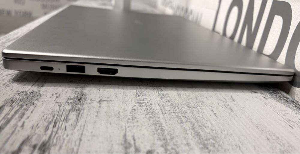 Лаптоп Huawei Matebook D15, 256gb, сив