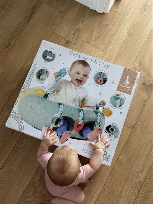 Барбарон Жирафчето Софи  Пуф с активности Sophia la girafe