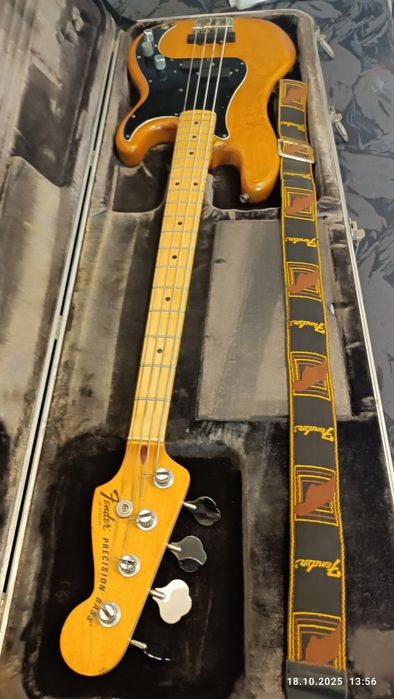 Бас китара,Fender-precision,USAextra JB adap.aktiv el.EMG elekt.12vt,