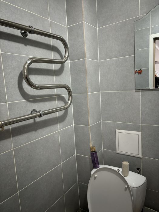 Продам 1 комн кв р-н Ярмарки 2/5. Катаева 11/2.