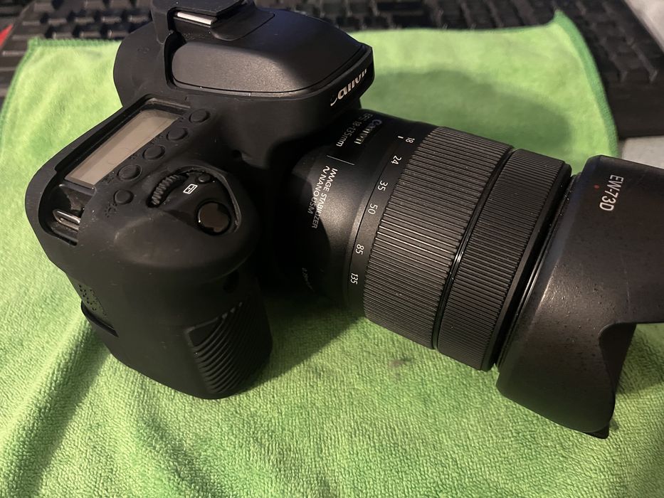 Фотоапарат Canon 80D с обектив 18-135mm usm