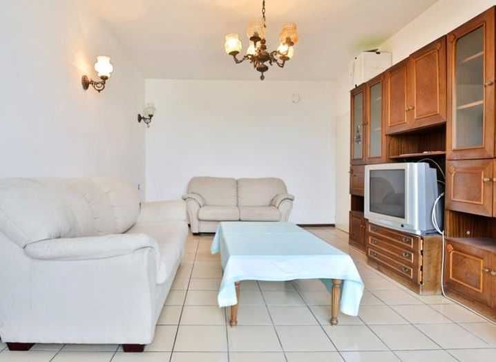 Двустаен апартамент в Разсадника