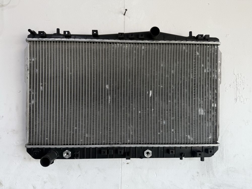 Radiator Gentra Laccetti Avotmat Gm orginal Bu. Xolati ideal.