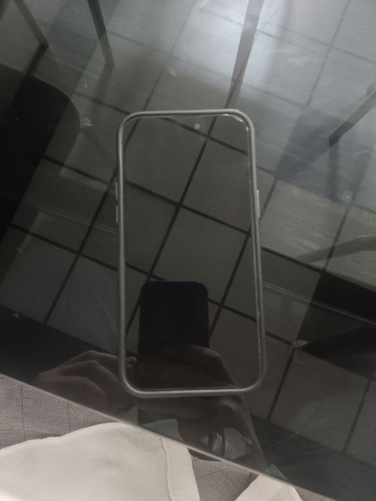 Iphone 14 pro max LLA SROCHNO