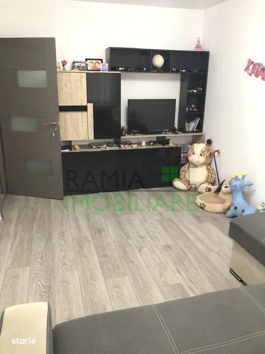 Apartament 3 camere renovat complet, mobilat si utilat – Astra