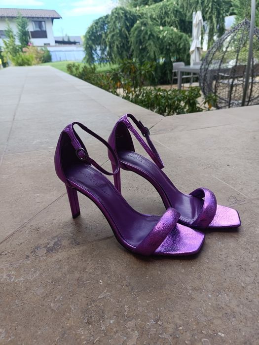 Sandale piele mov metalizate