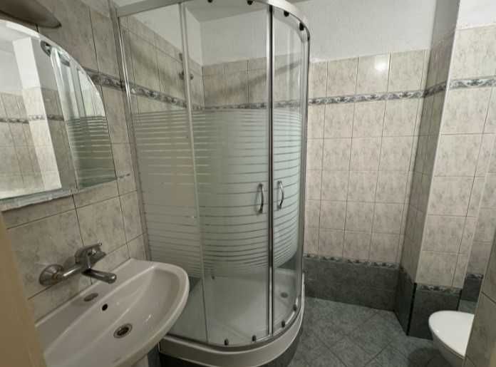 Дава се под наем Тристаен апартамент в София, Център - 76 кв.м за 500 € - Снимка #10