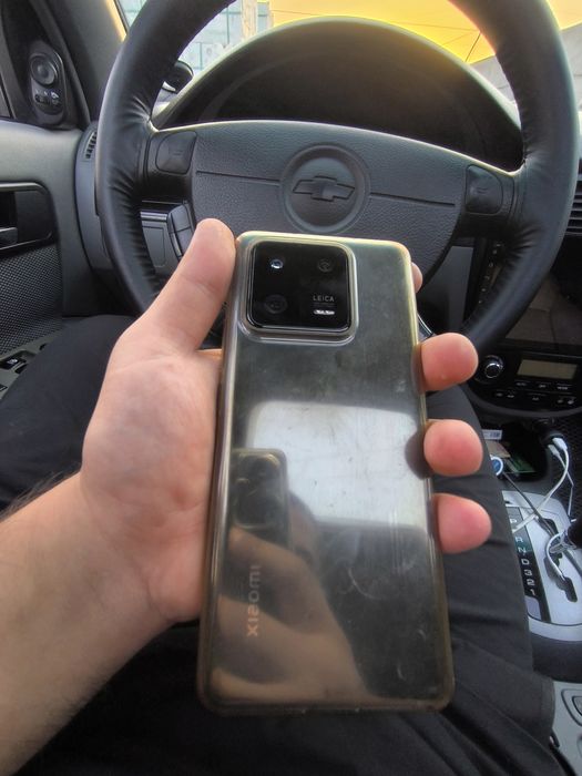 Xiaomi 13 pro flagman 12/512 kor dok