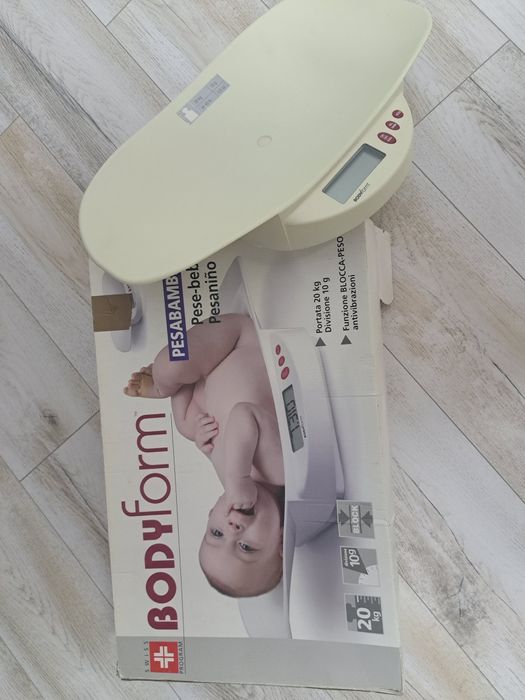 Vand Cantar bebelusi Laica Bodyform BM 4500