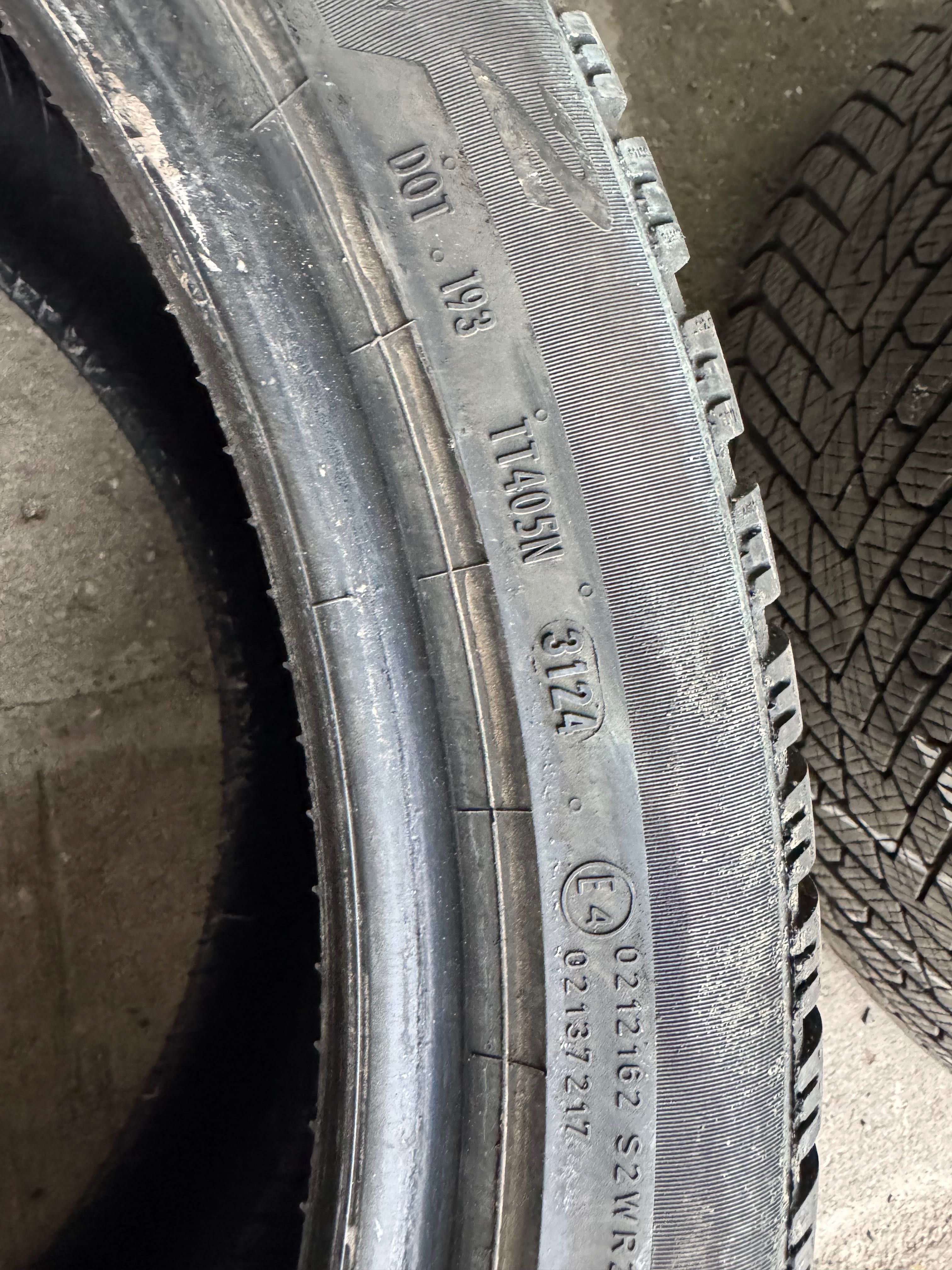 Зимни Гуми Pirelli 22 Run Flat предни и задни