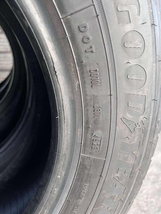 Летни гуми Goodyear 215/65/16