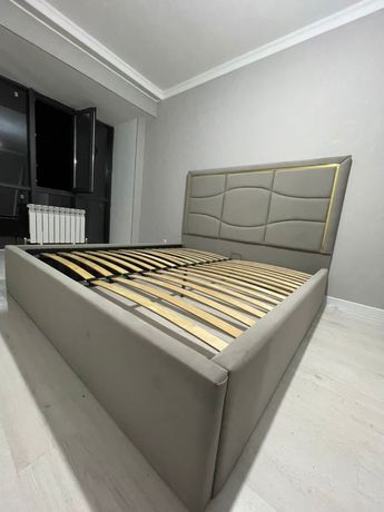Кровать на заказ с матрасом