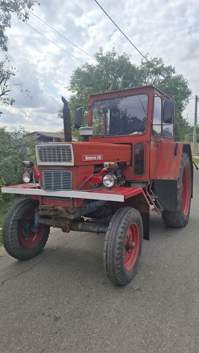 De vanzare Tractor U650