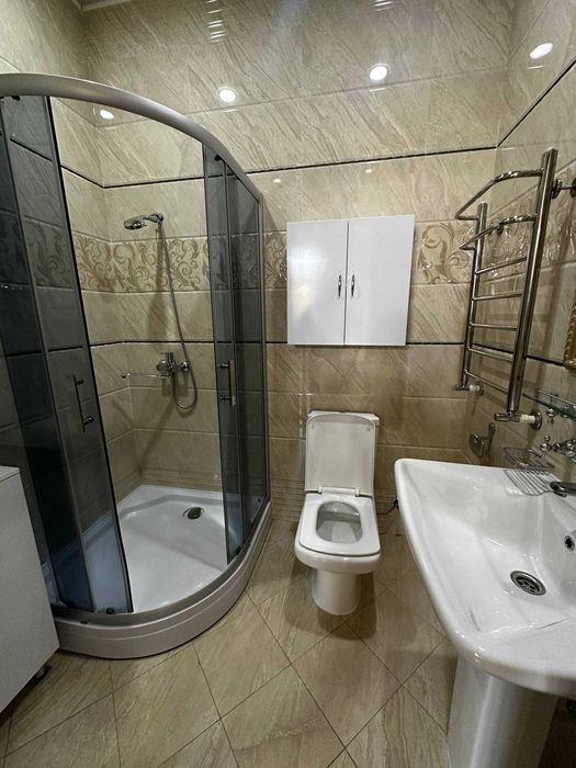 Буйук Ипак Йули метро ул.Хырмантепа (Никитина) чайхана Салом евро дом