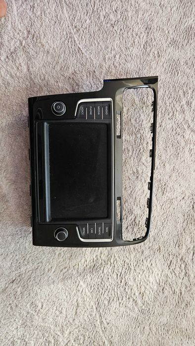 Навигация Медия за vw golf 7