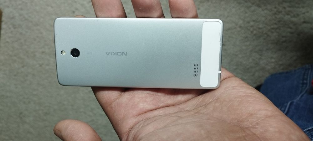 Nokia 3310 и Nokia 515