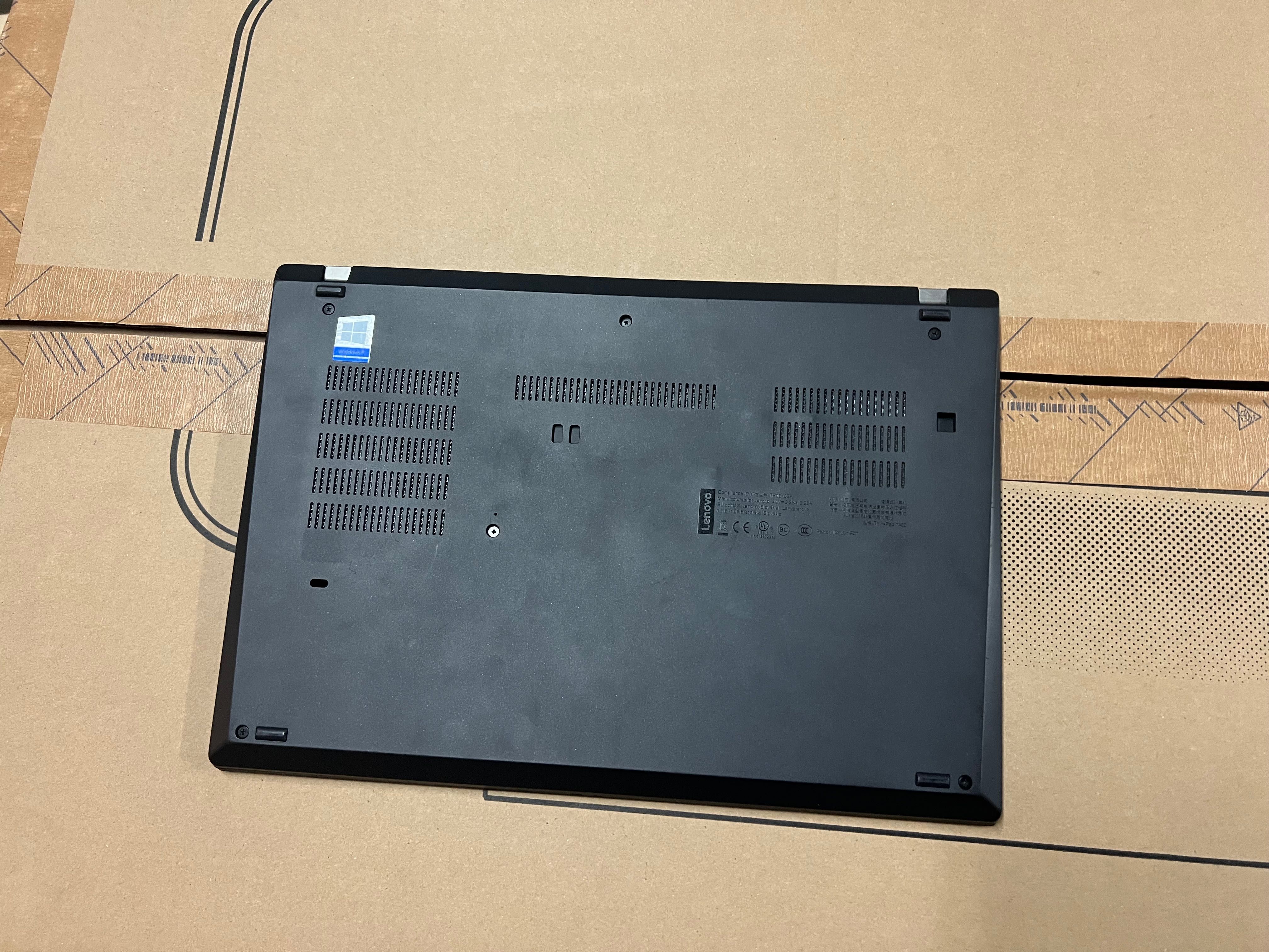 Lenovo Thinkpad T490