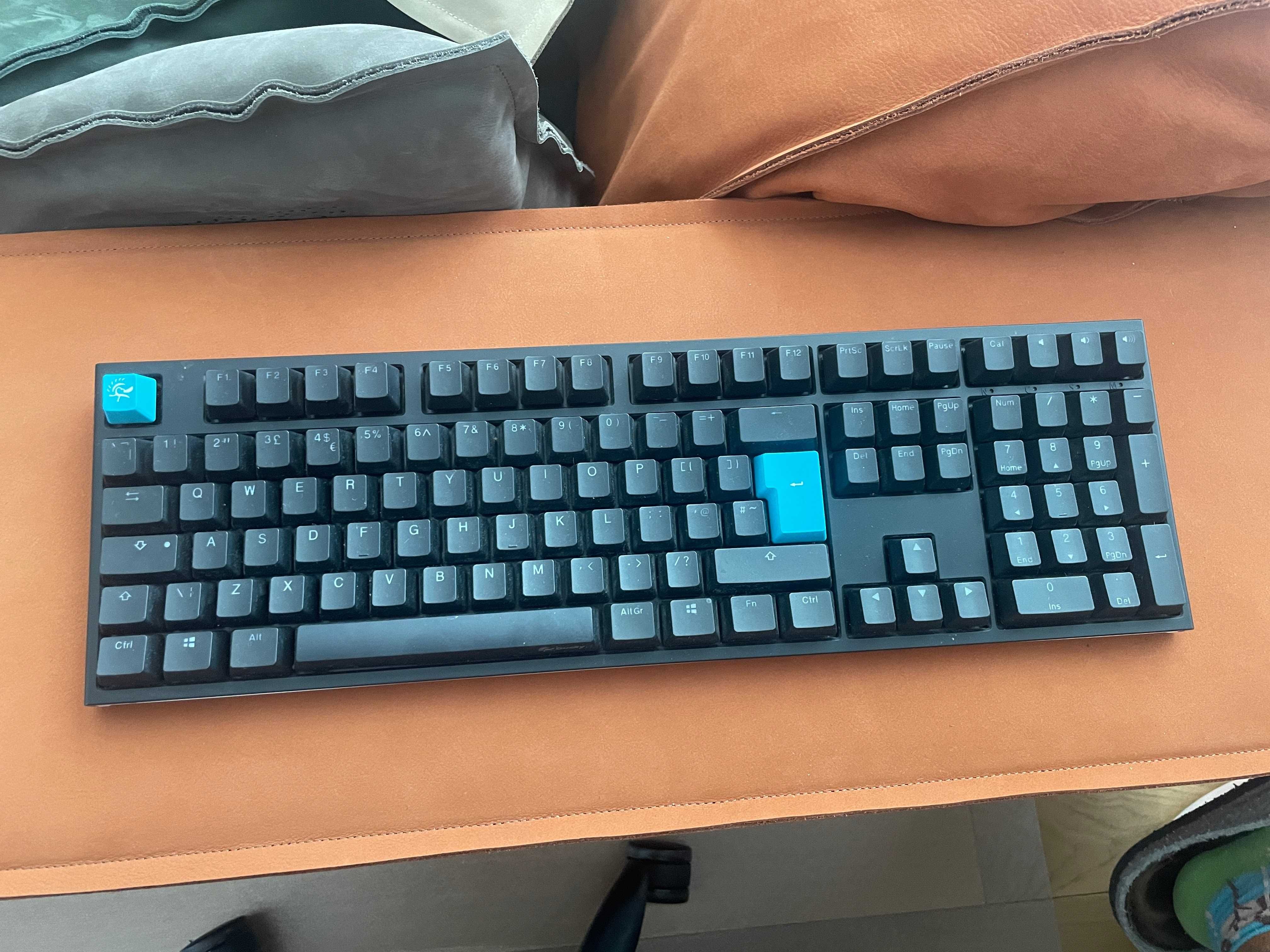 Tastatura Ducky One 2 (Cherry Blue switches)