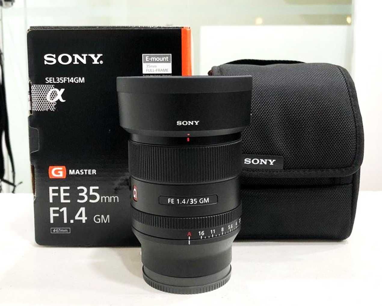 Sony A7C беззеркальная камера с объективом Sony 35mm f1.4 GM