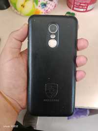 Vivo y22 Redmi 5+ Nove N880