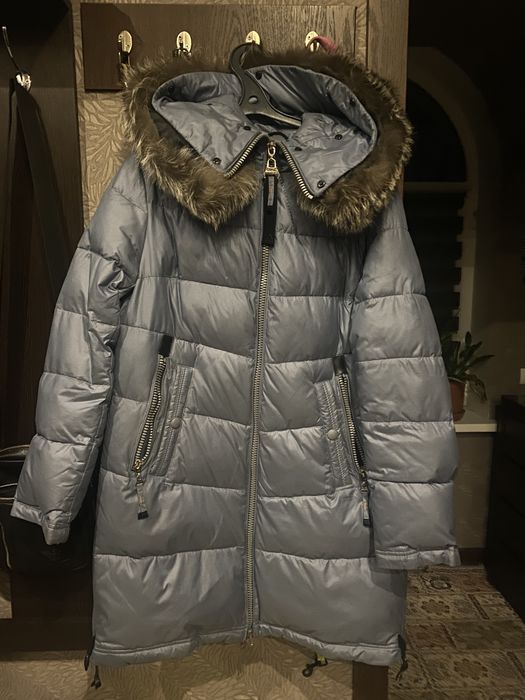 Продам фирменный зимний пуховик